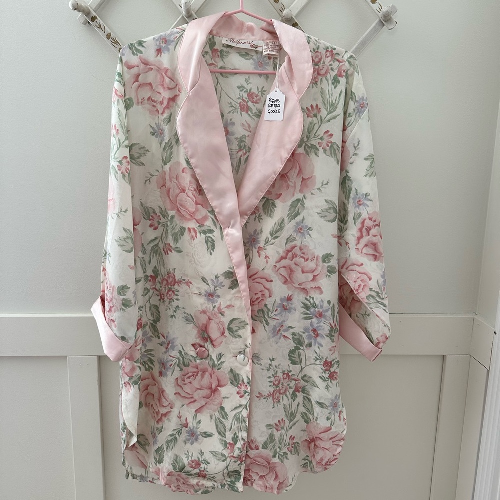 80s/90s Floral Satiny Nightshirt with Pink Rose Accents